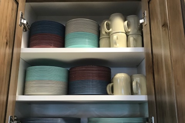 Plates, bowls and mugs